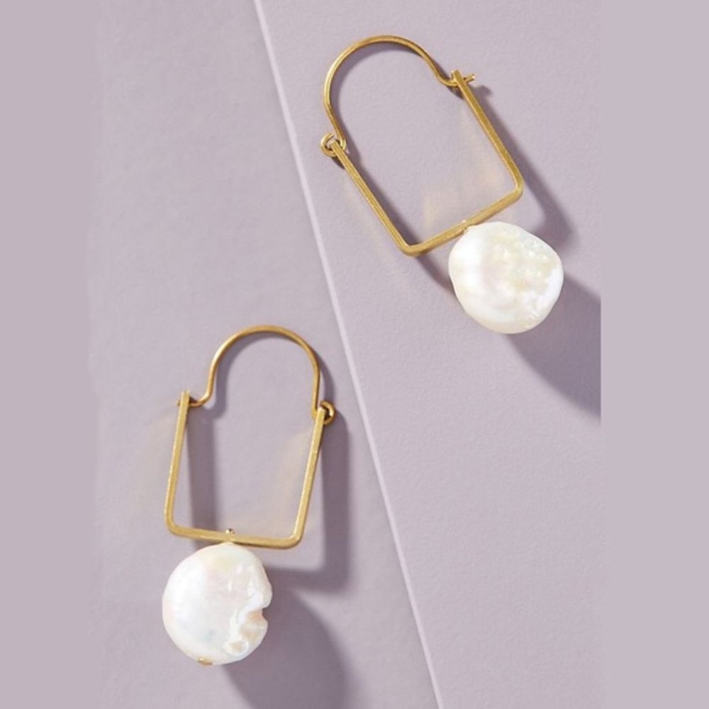 Anthro Freshwater Pearl Hoop Drop Earrings Gold